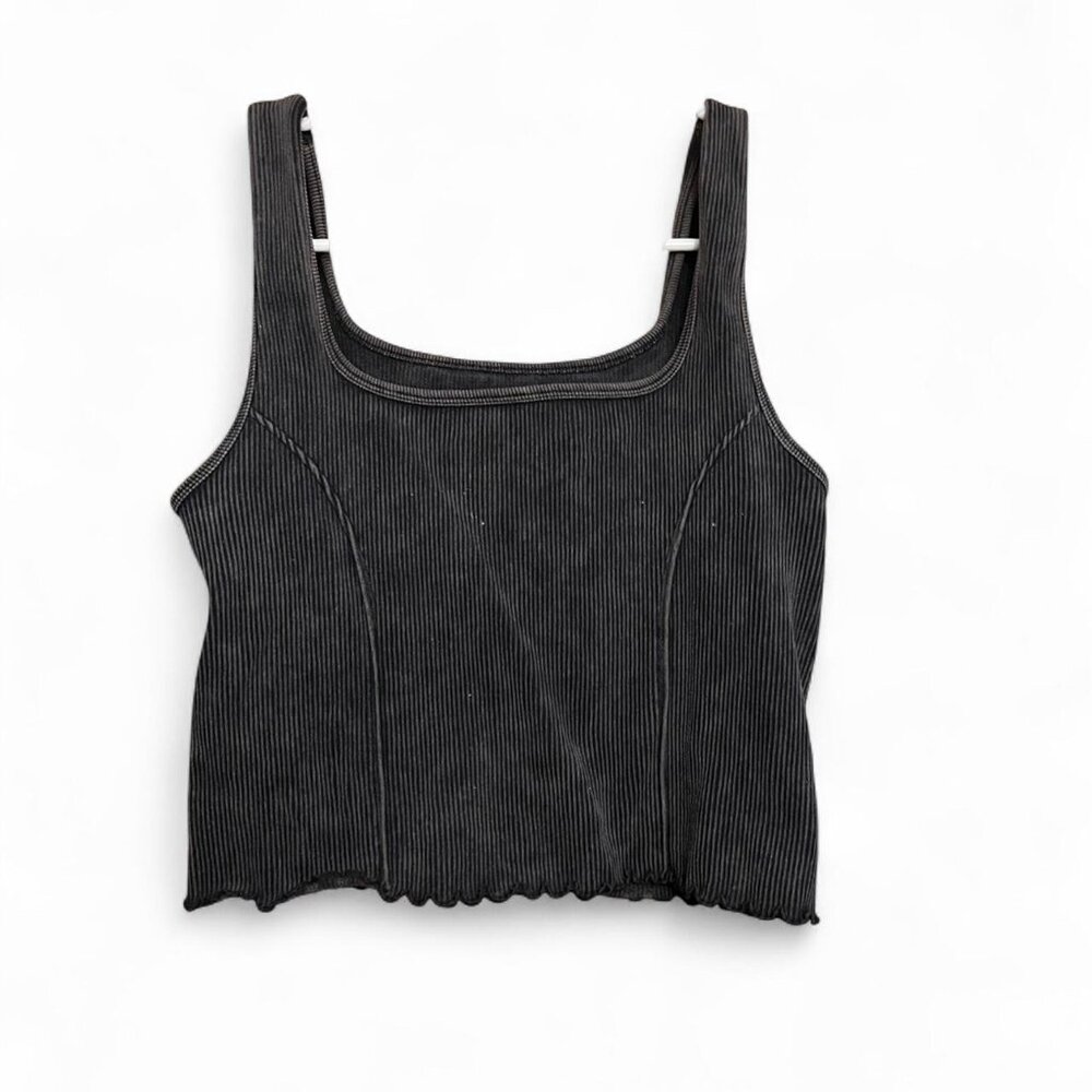 Black ribbed crop top